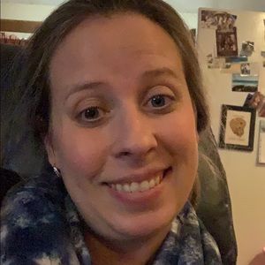 Meet your Posher, Stacie